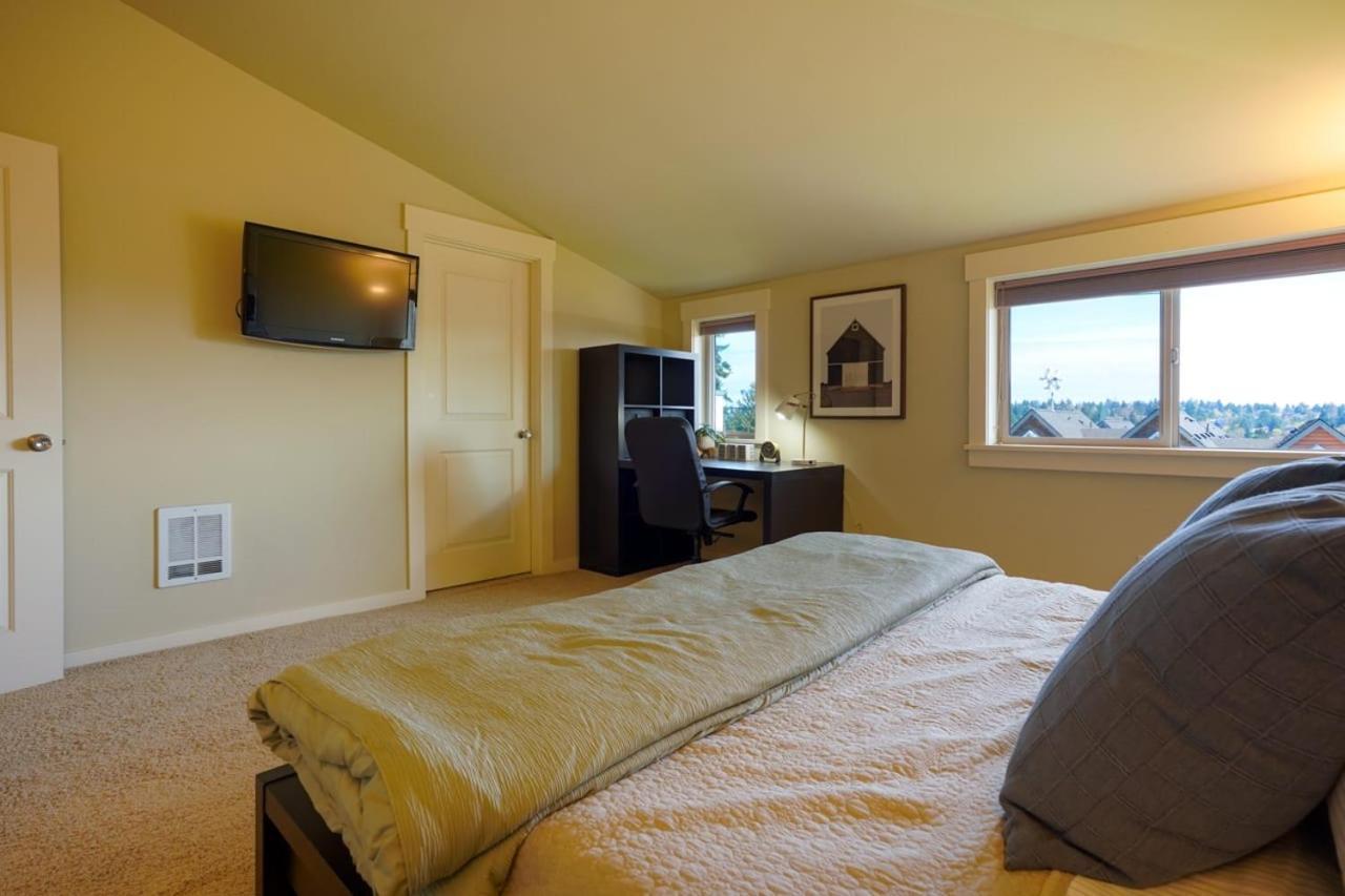 Stylish North Seattle Townhouse- Dual Master Suites Eksteriør bilde