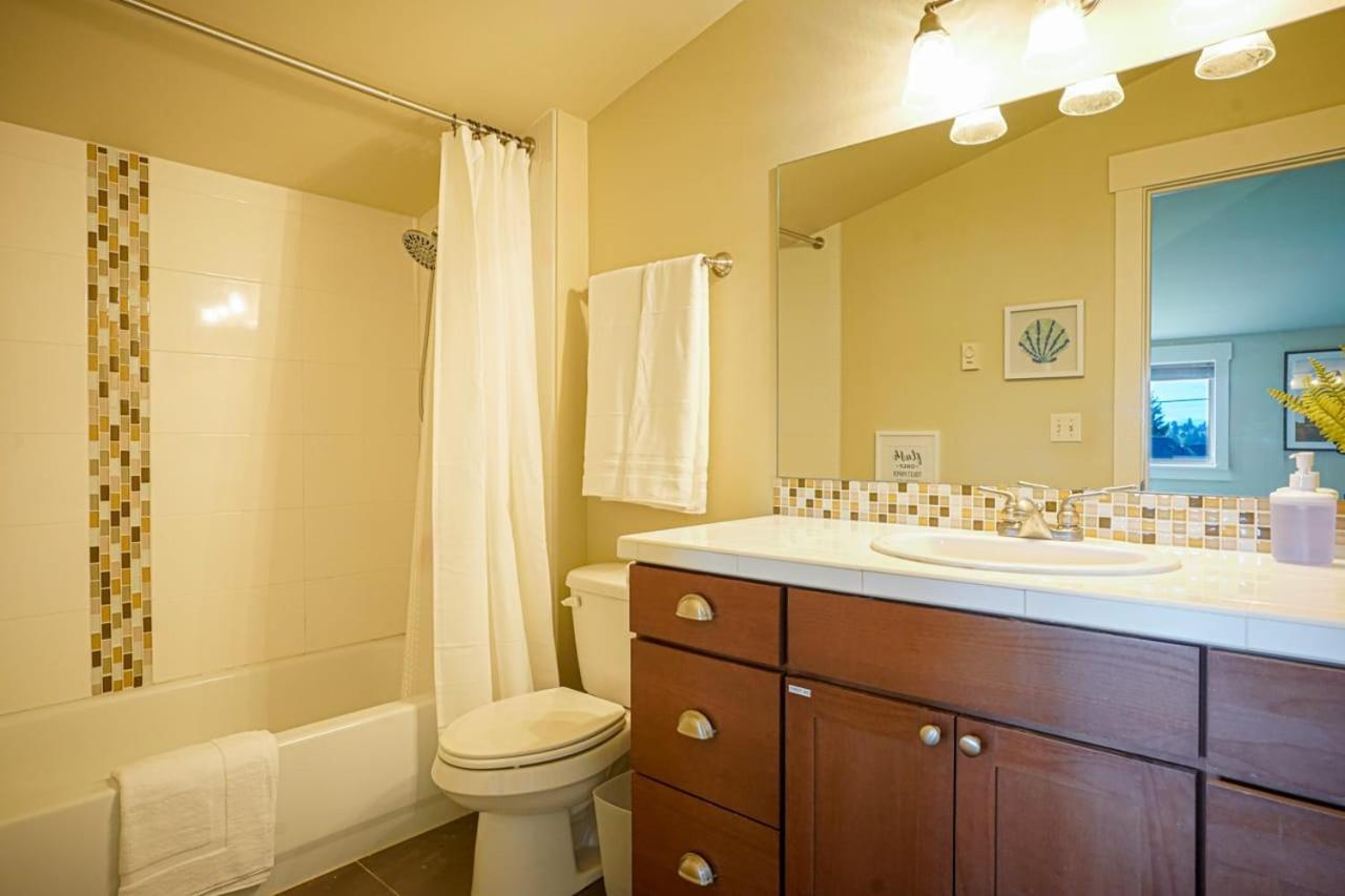 Stylish North Seattle Townhouse- Dual Master Suites Eksteriør bilde