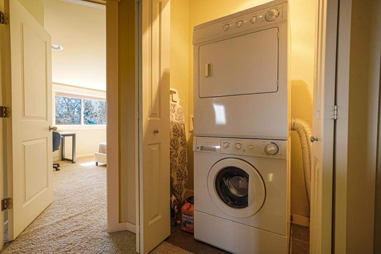Stylish North Seattle Townhouse- Dual Master Suites Eksteriør bilde