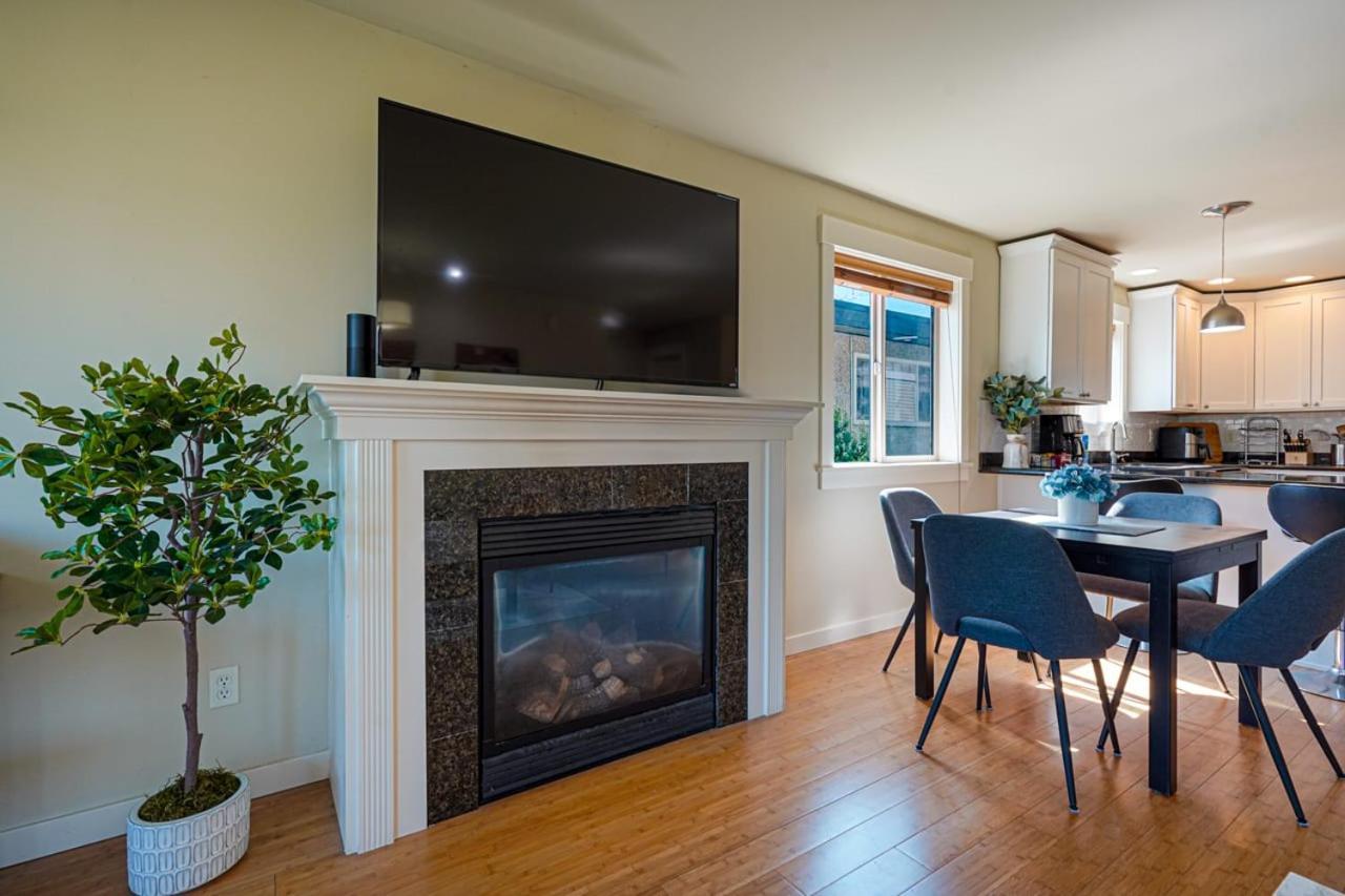 Stylish North Seattle Townhouse- Dual Master Suites Eksteriør bilde