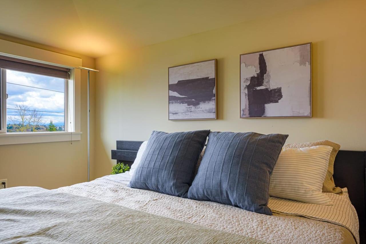 Stylish North Seattle Townhouse- Dual Master Suites Eksteriør bilde